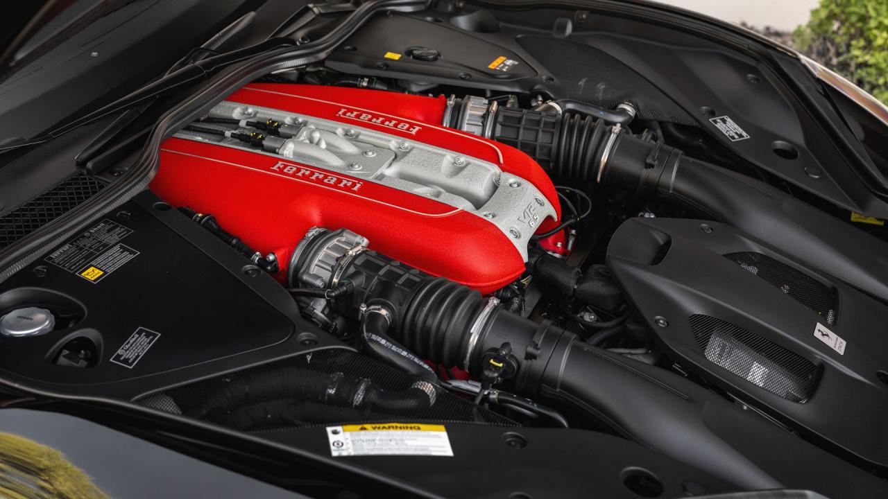 2022 Ferrari 812 GTS