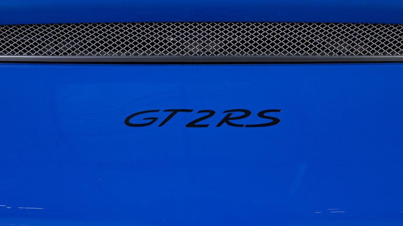 2019 Porsche 911 GT2 RS Weissach Package