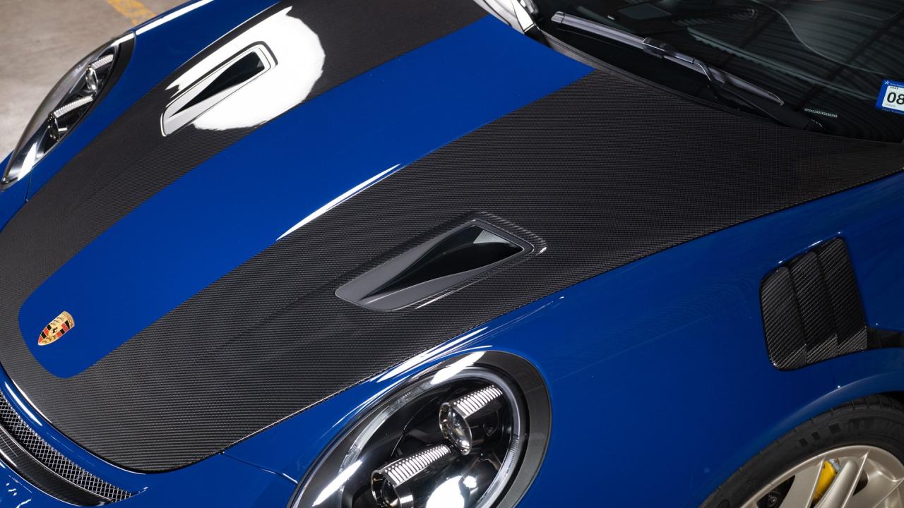 2019 Porsche 911 GT2 RS Weissach Package