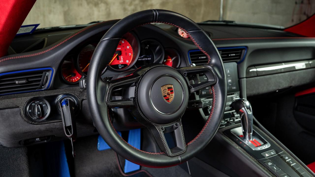 2019 Porsche 911 GT2 RS Weissach Package