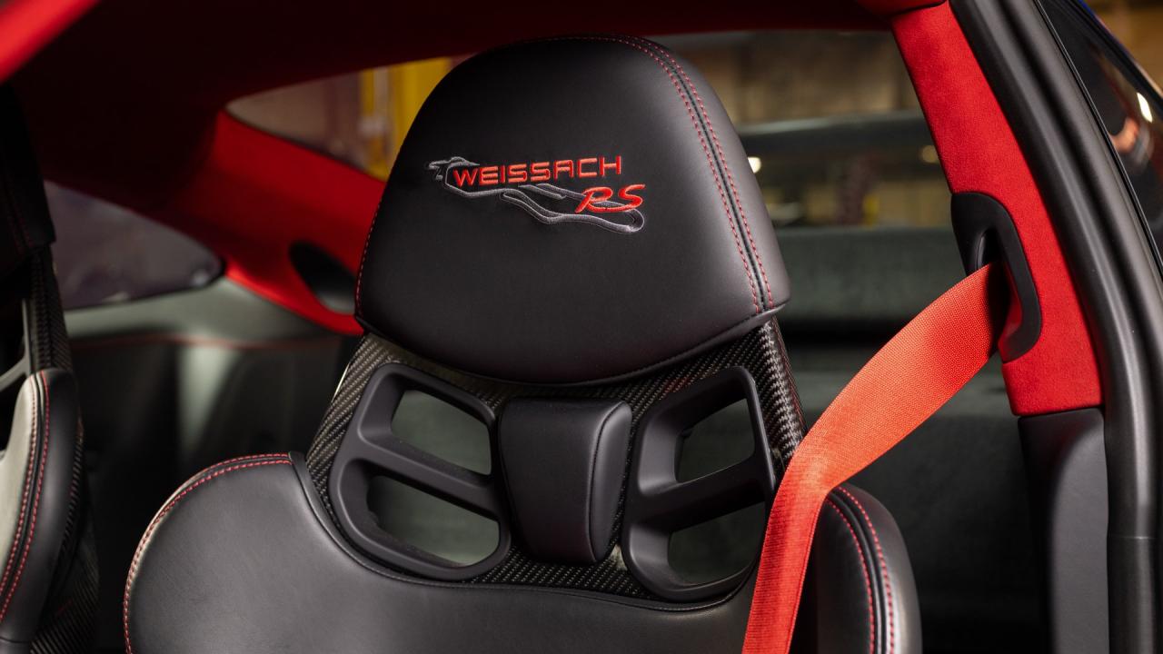 2019 Porsche 911 GT2 RS Weissach Package