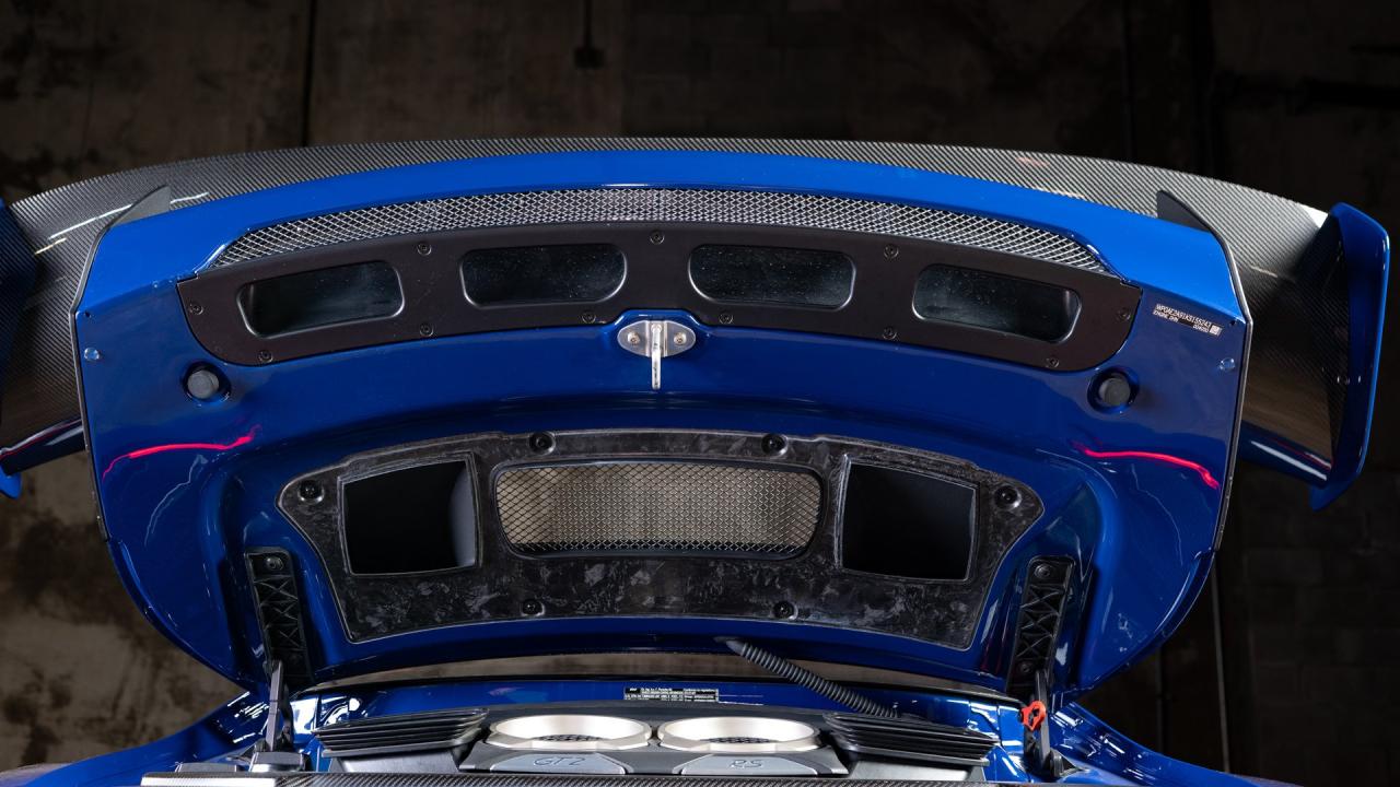 2019 Porsche 911 GT2 RS Weissach Package