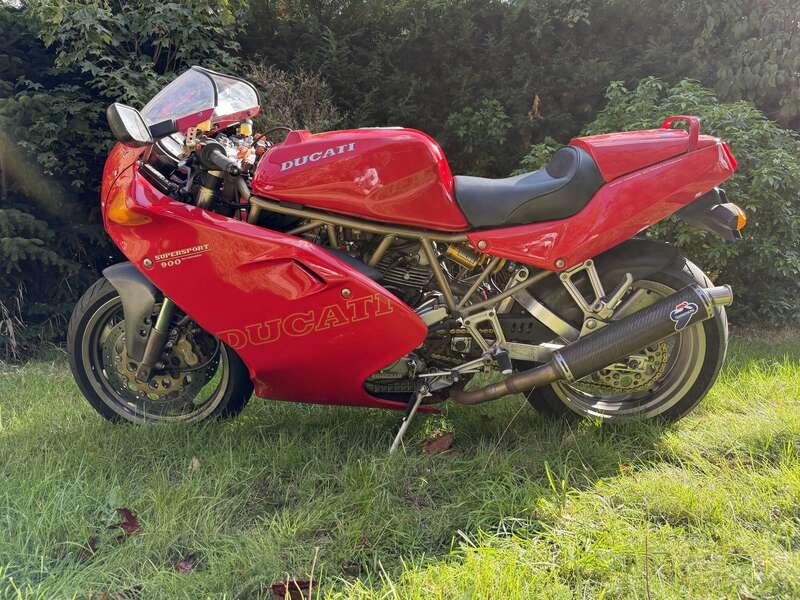 1995 Ducati 900SS