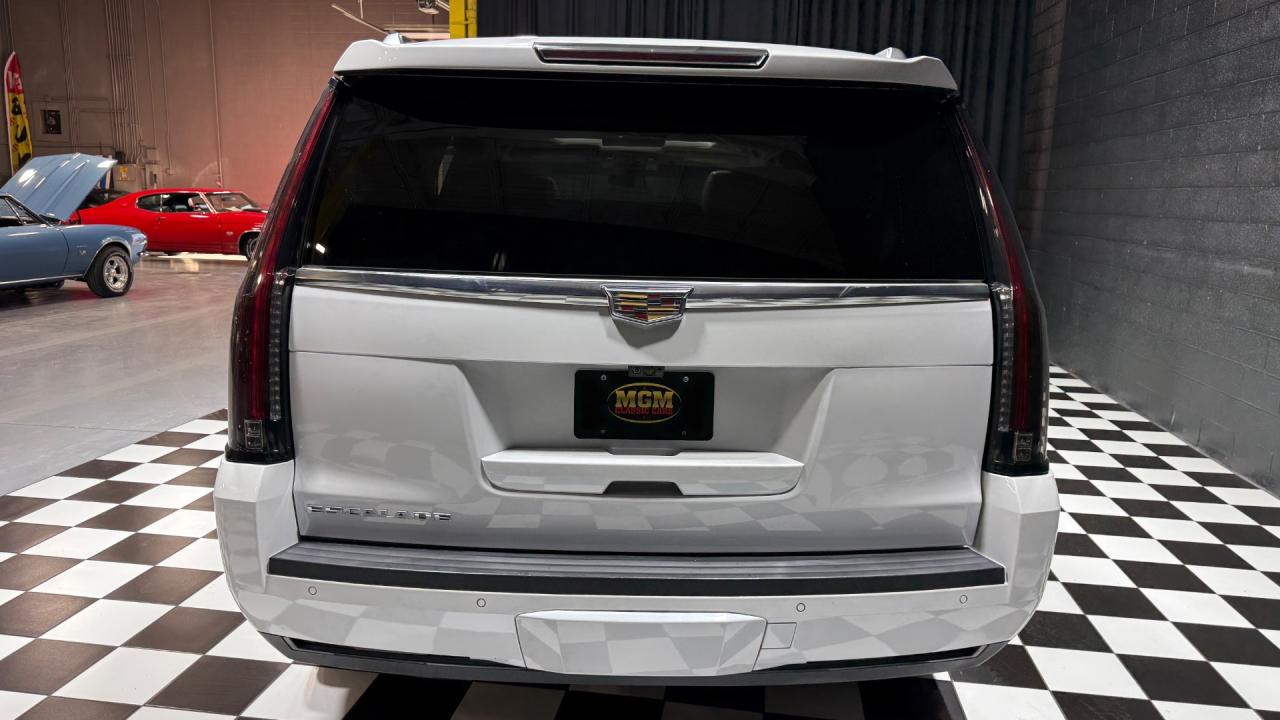 2020 Cadillac Escalade ESV