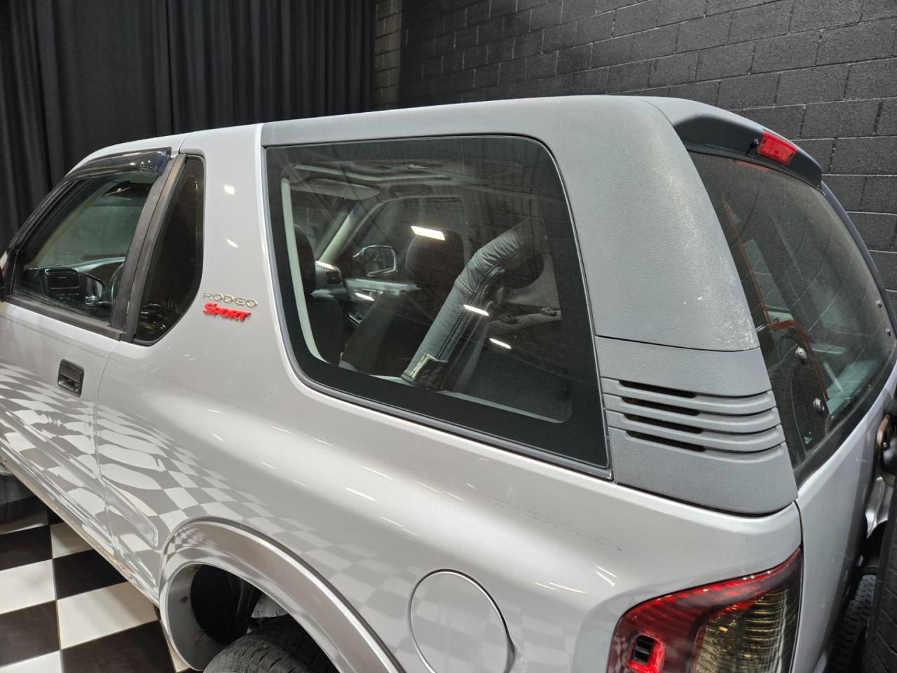 2002 Isuzu Rodeo Sport