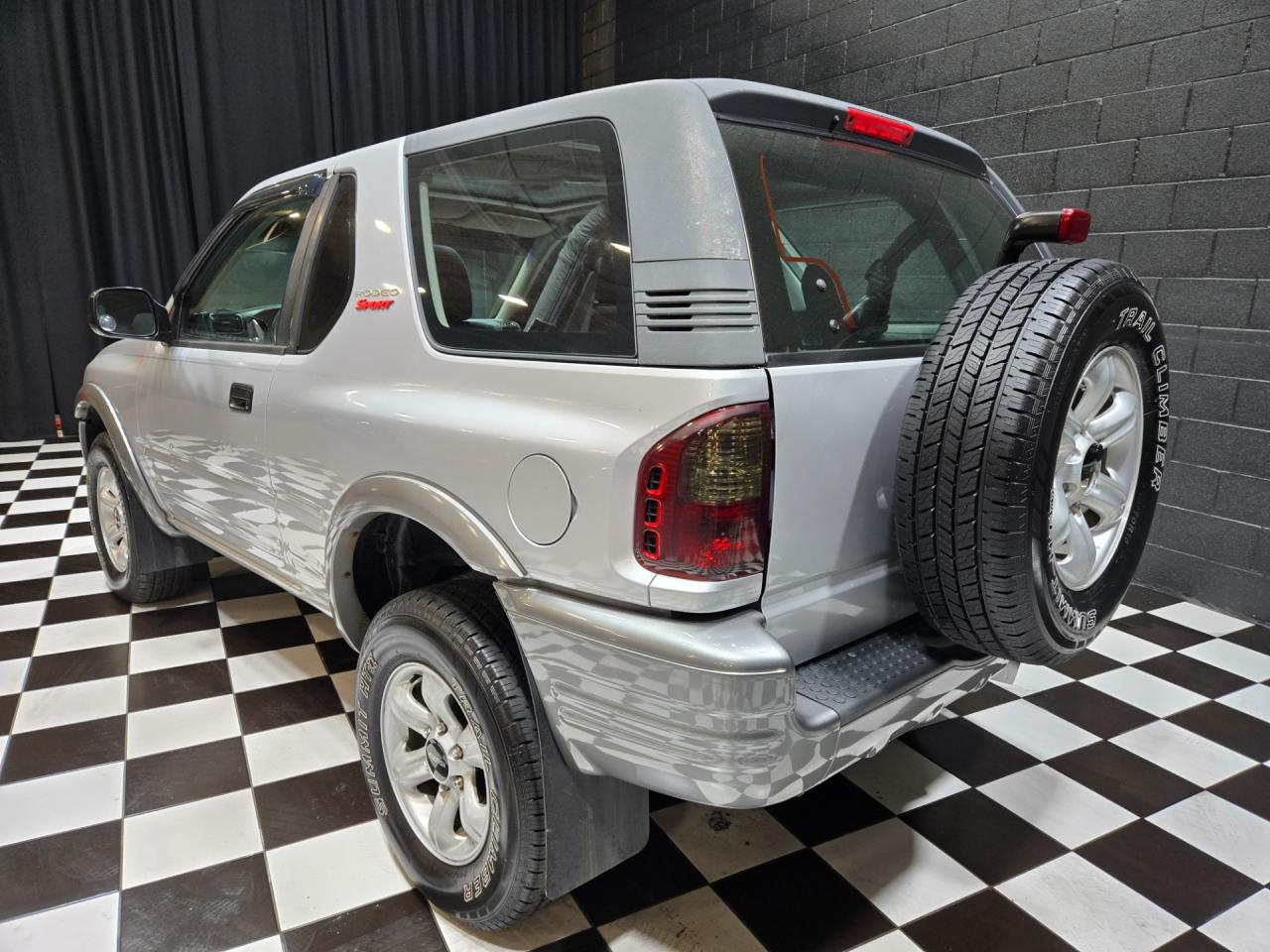 2002 Isuzu Rodeo Sport