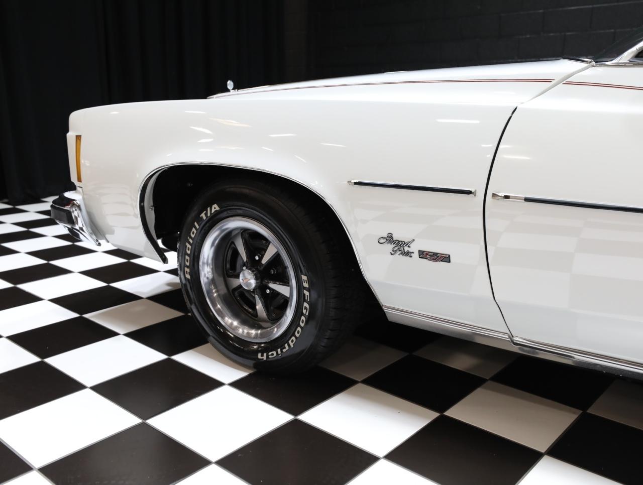 1974 Pontiac Grand Prix