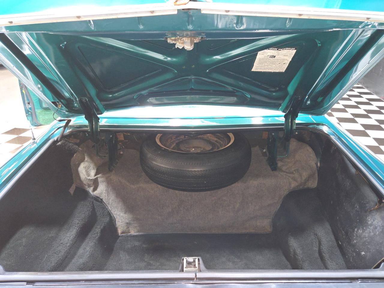 1975 Lincoln Continental