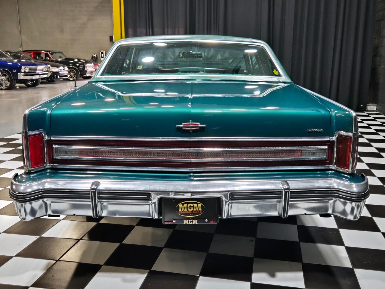 1975 Lincoln Continental