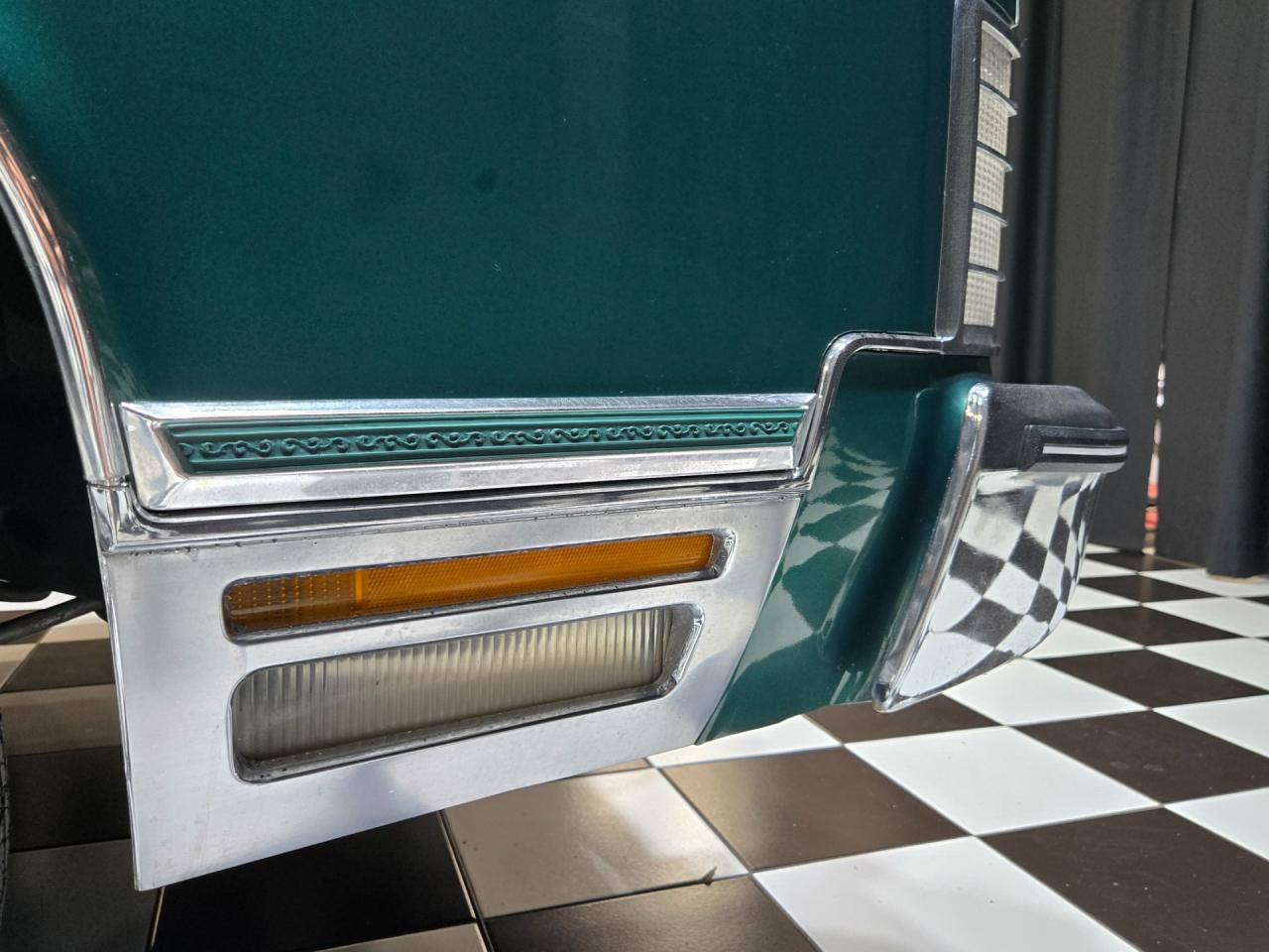 1975 Lincoln Continental
