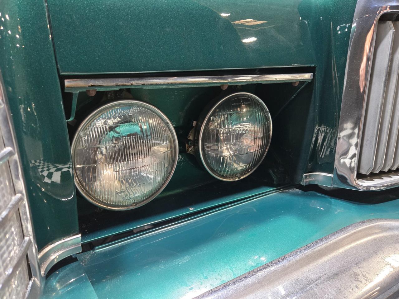 1975 Lincoln Continental