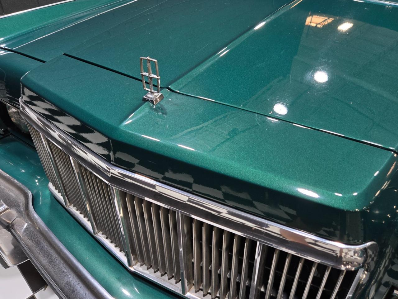 1975 Lincoln Continental