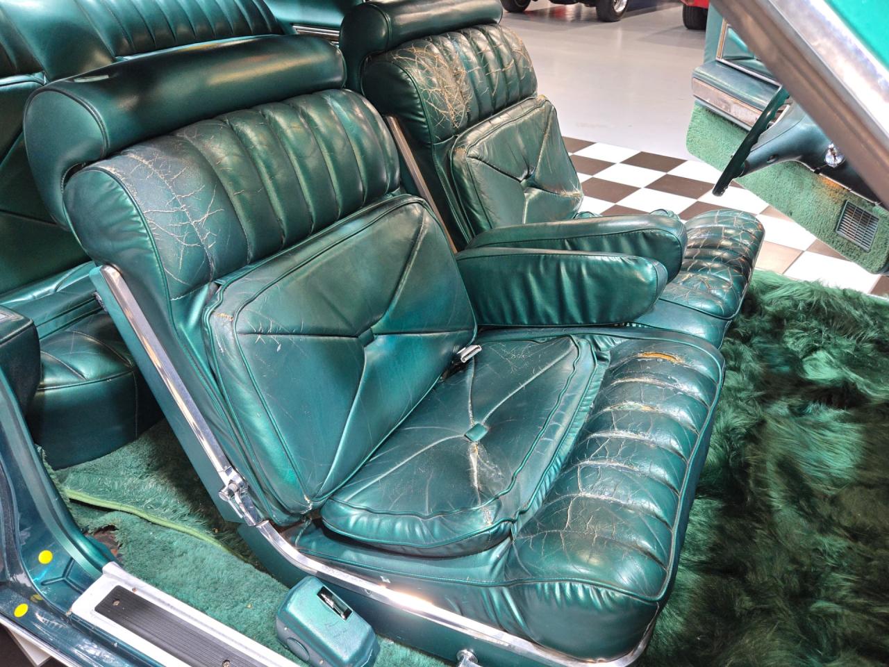 1975 Lincoln Continental