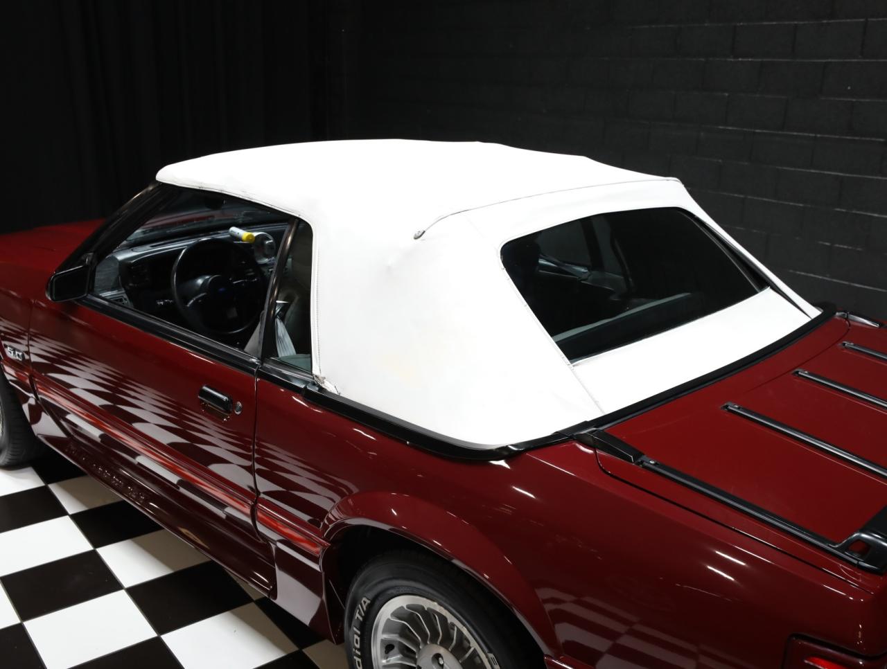 1987 Ford Mustang