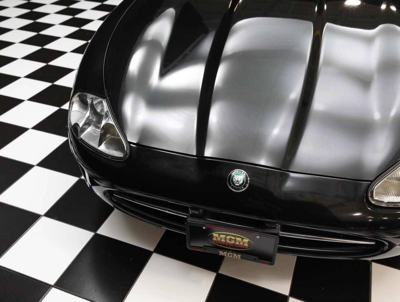 2000 Jaguar XK-Series