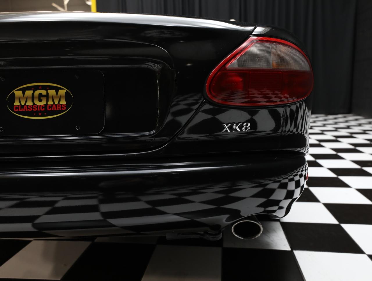 2000 Jaguar XK-Series