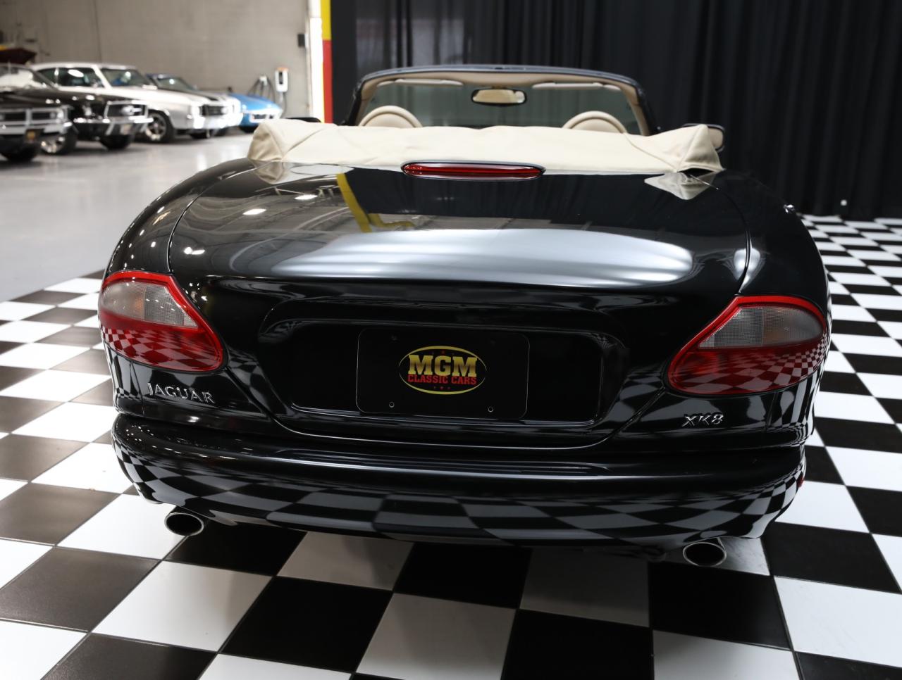 2000 Jaguar XK-Series