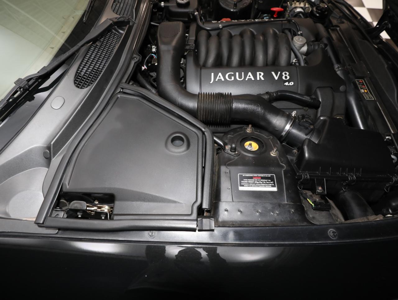 2000 Jaguar XK-Series