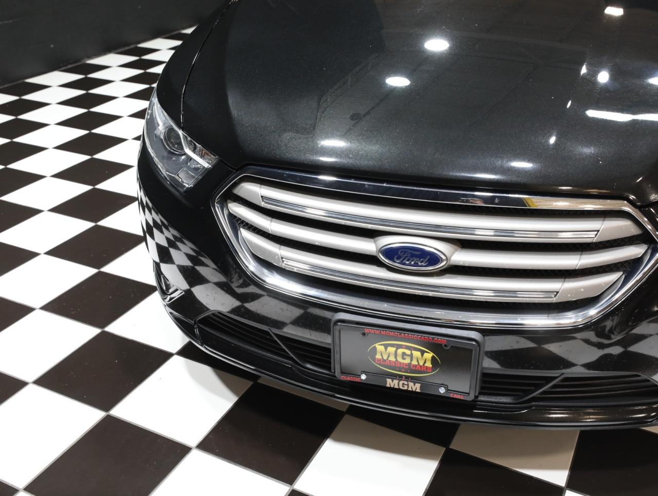 2013 Ford Taurus