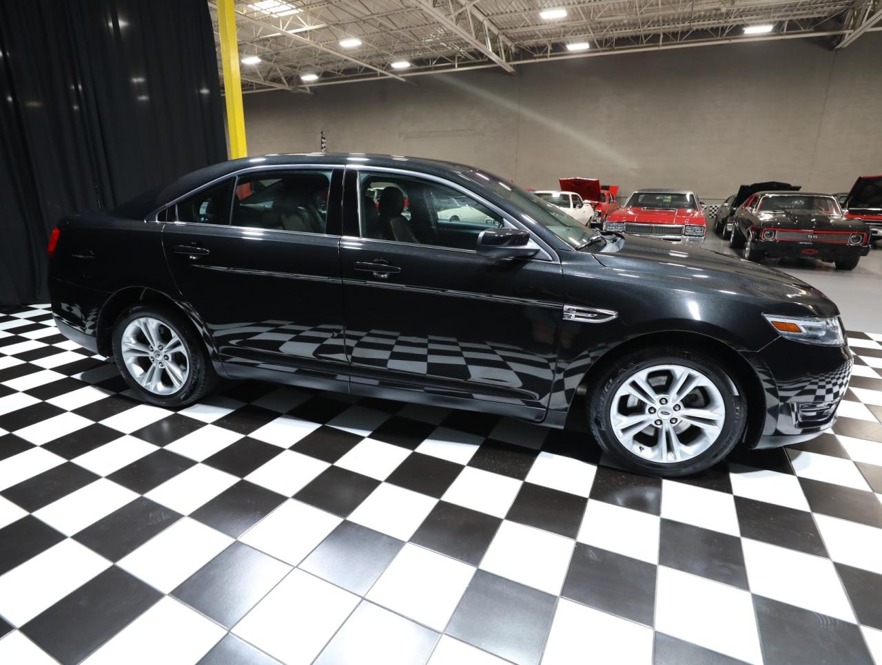 2013 Ford Taurus