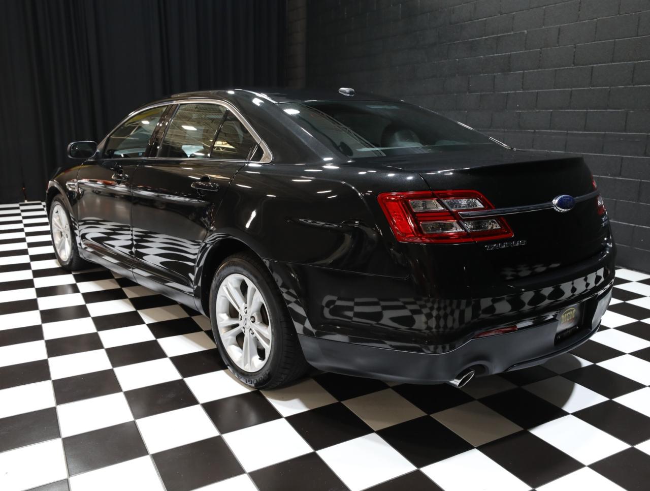 2013 Ford Taurus