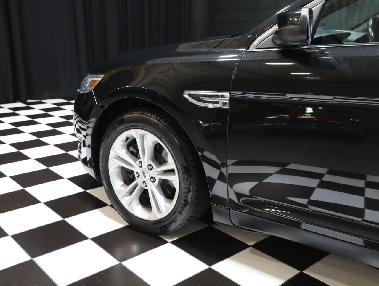 2013 Ford Taurus