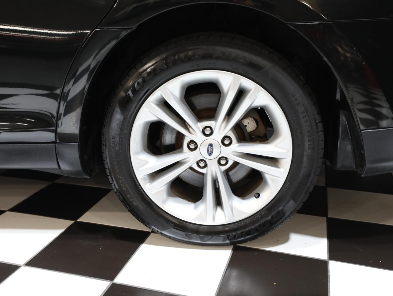 2013 Ford Taurus