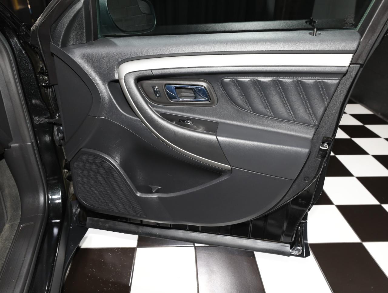 2013 Ford Taurus