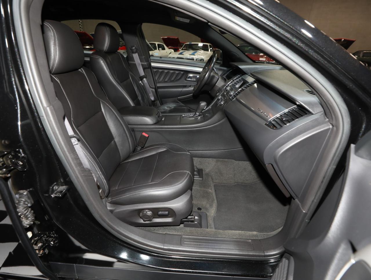 2013 Ford Taurus