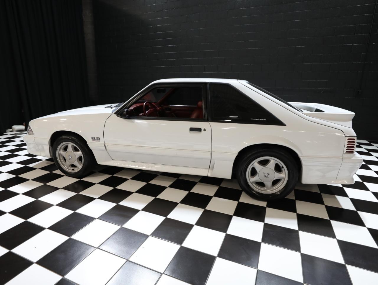 1992 Ford Mustang