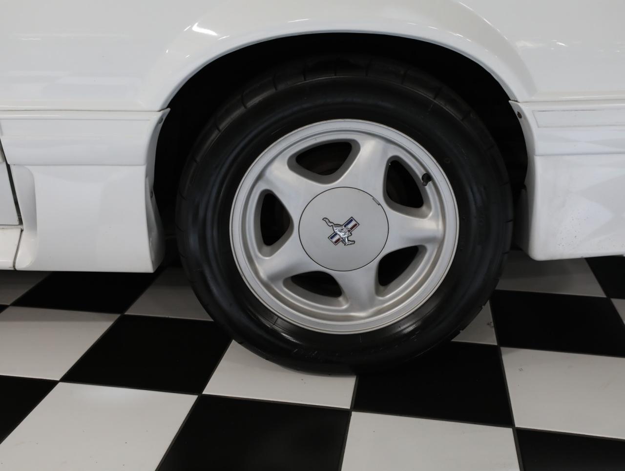 1992 Ford Mustang