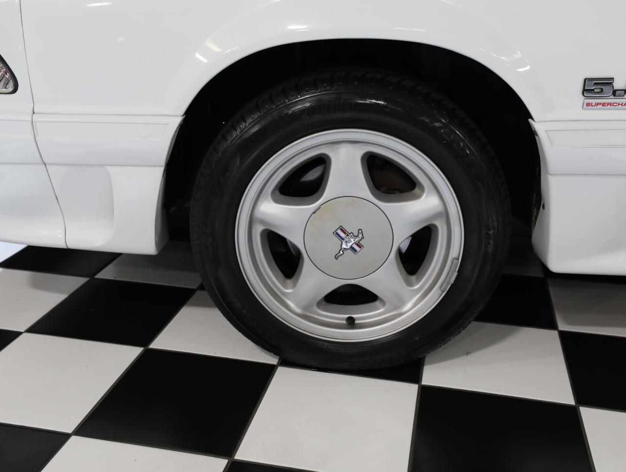 1992 Ford Mustang