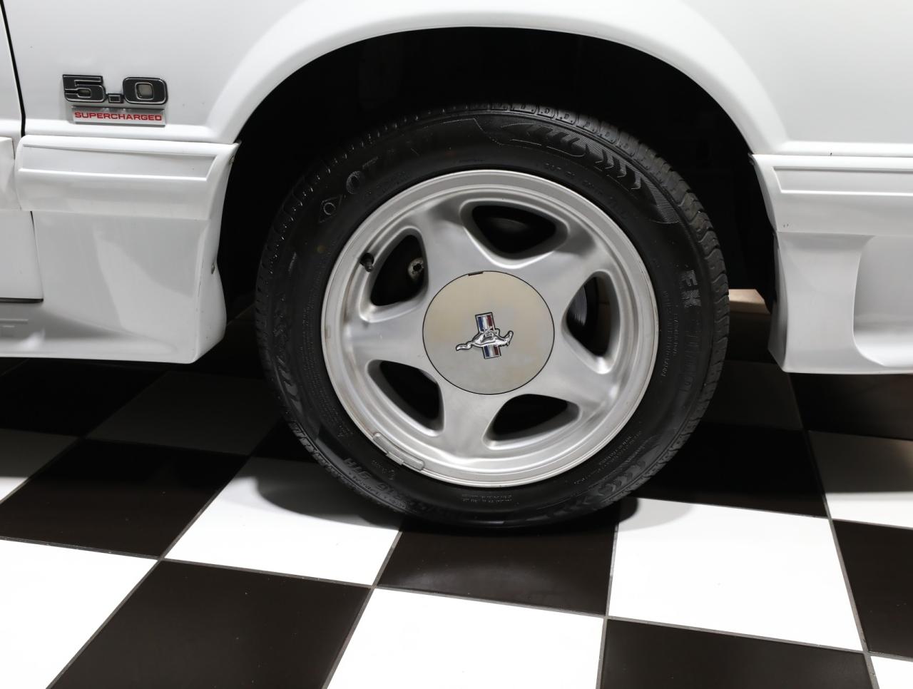 1992 Ford Mustang