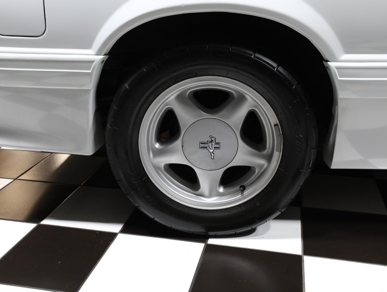 1992 Ford Mustang