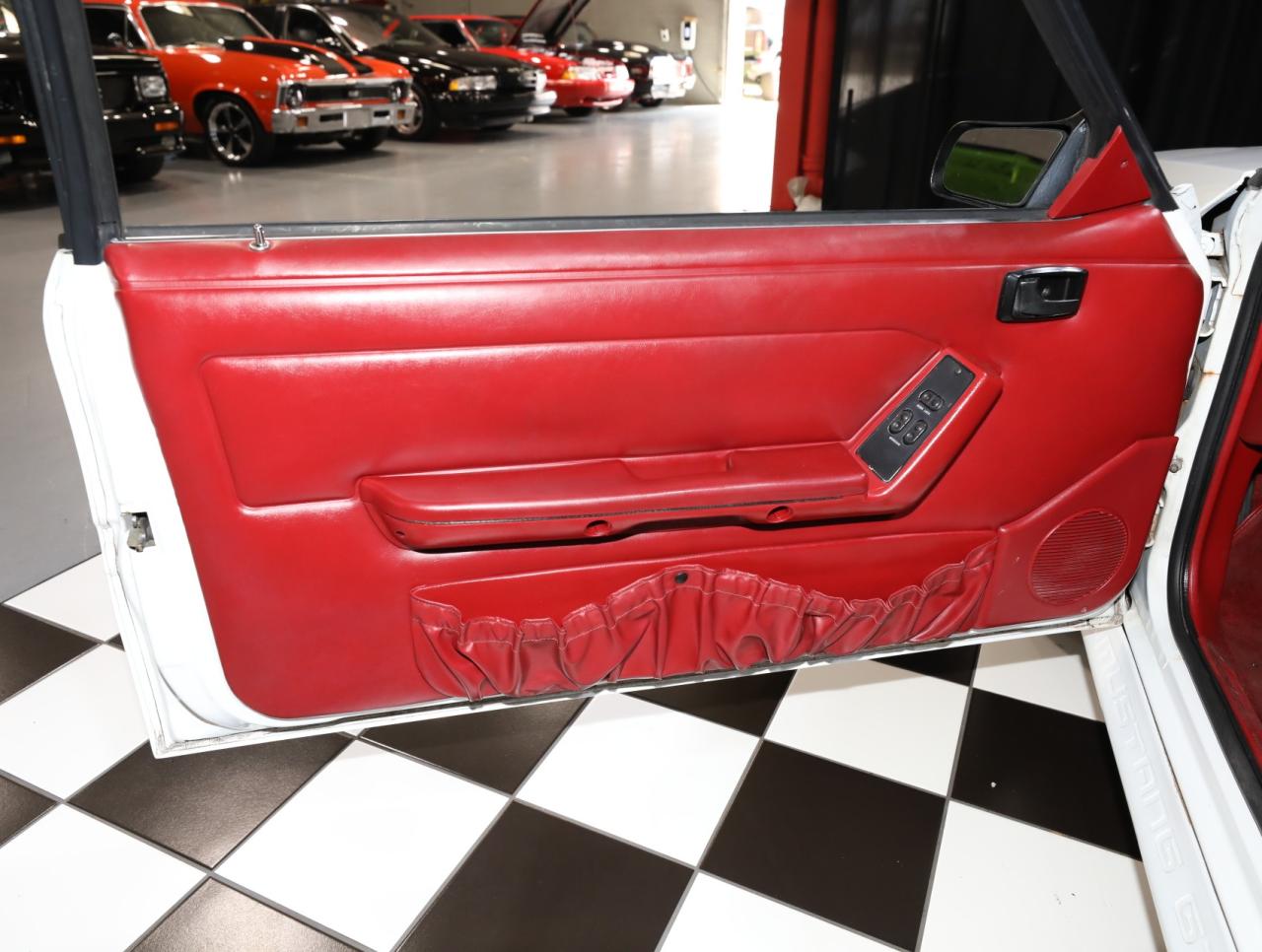 1992 Ford Mustang
