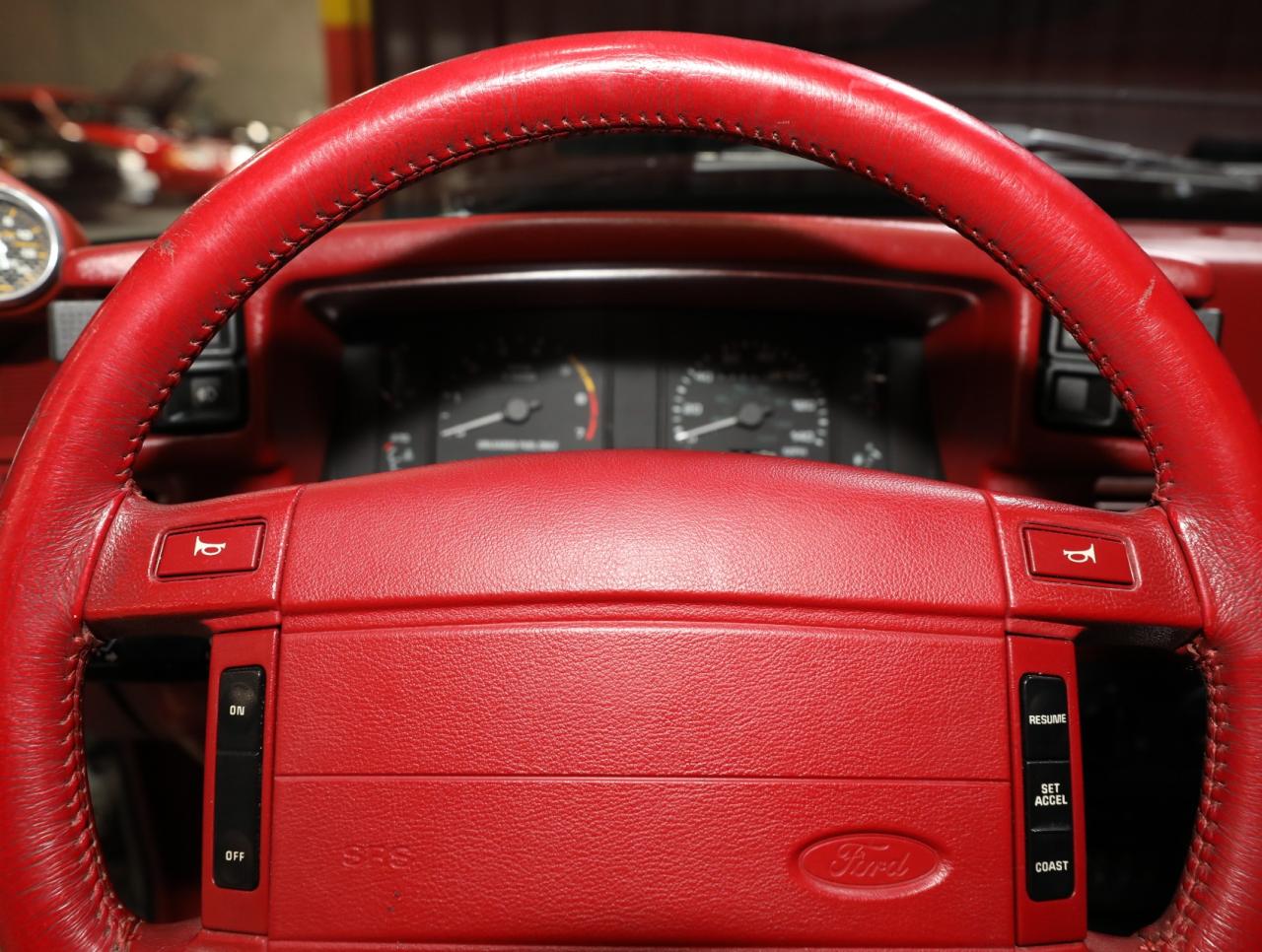 1992 Ford Mustang