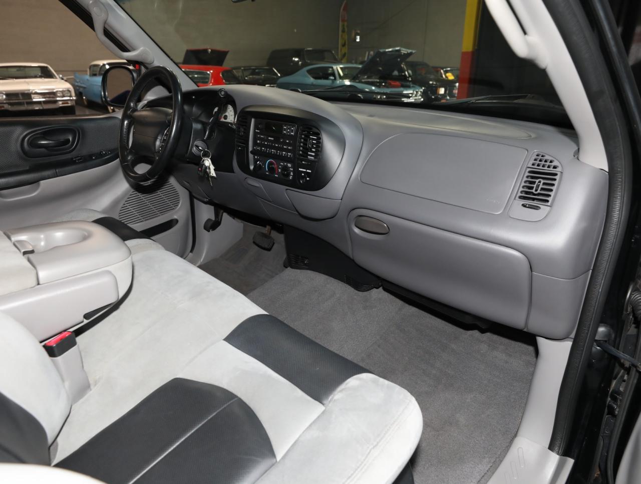 2000 Ford F-150 SVT Lightning