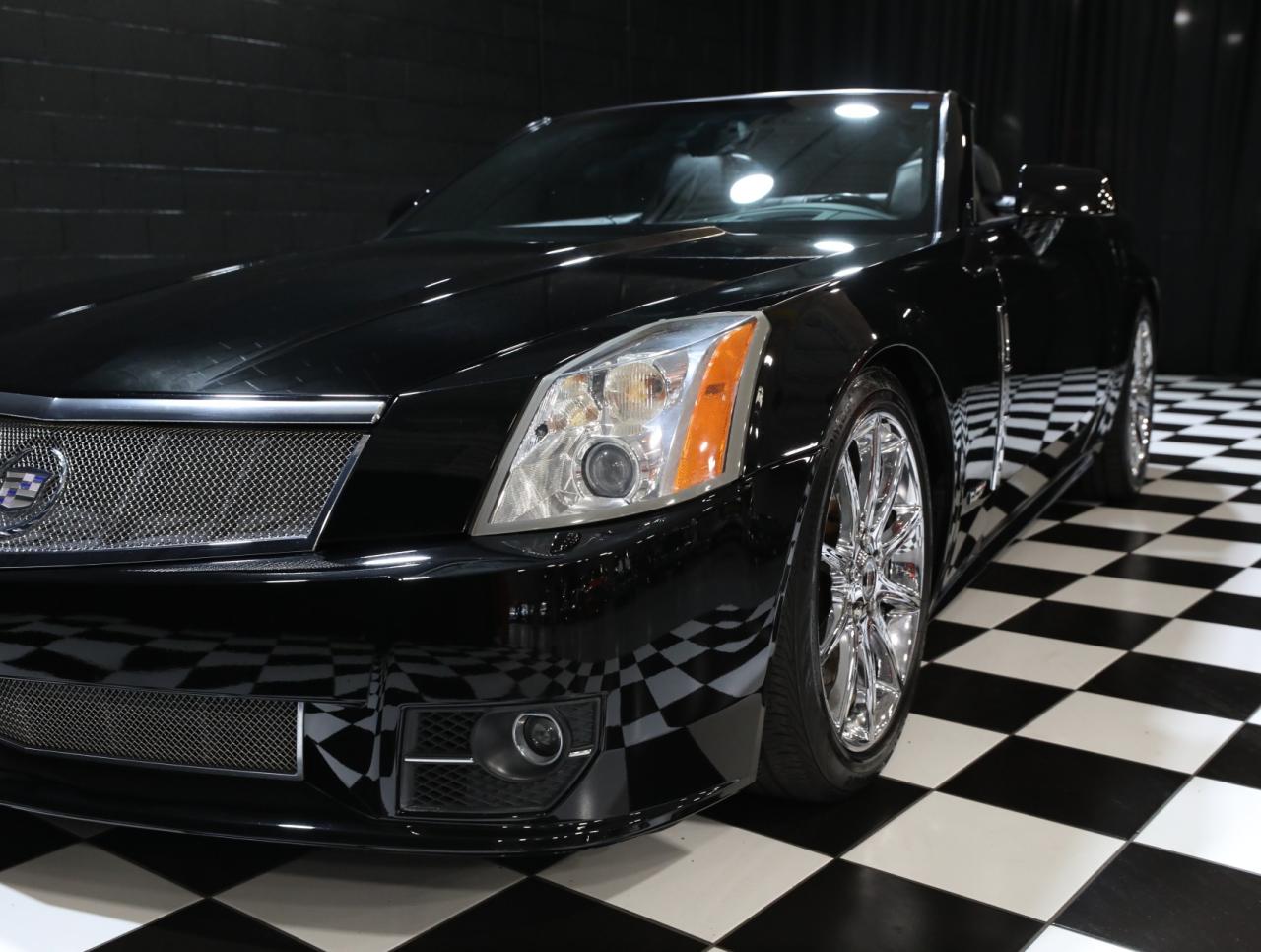2009 Cadillac XLR-V