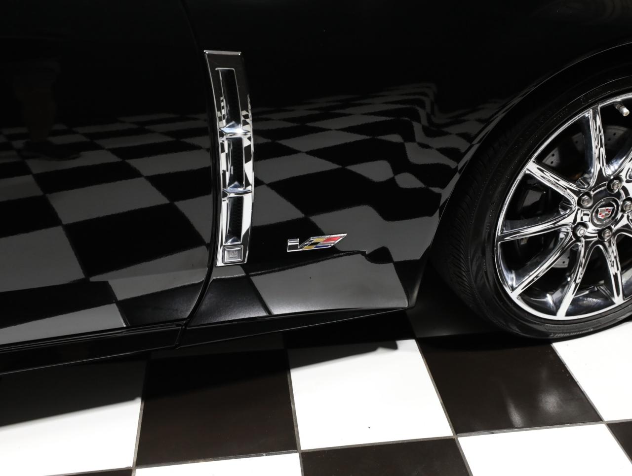2009 Cadillac XLR-V