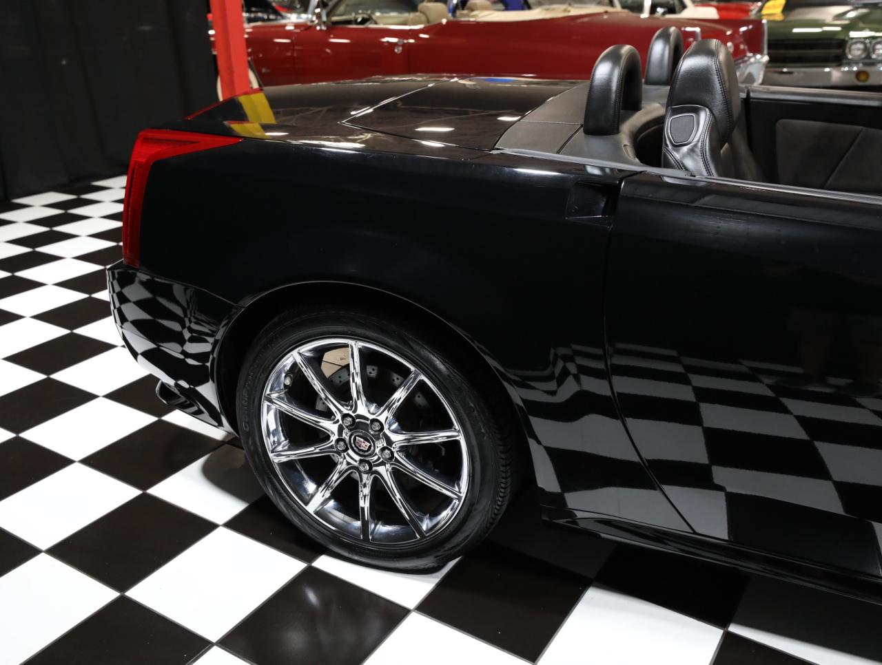 2009 Cadillac XLR-V