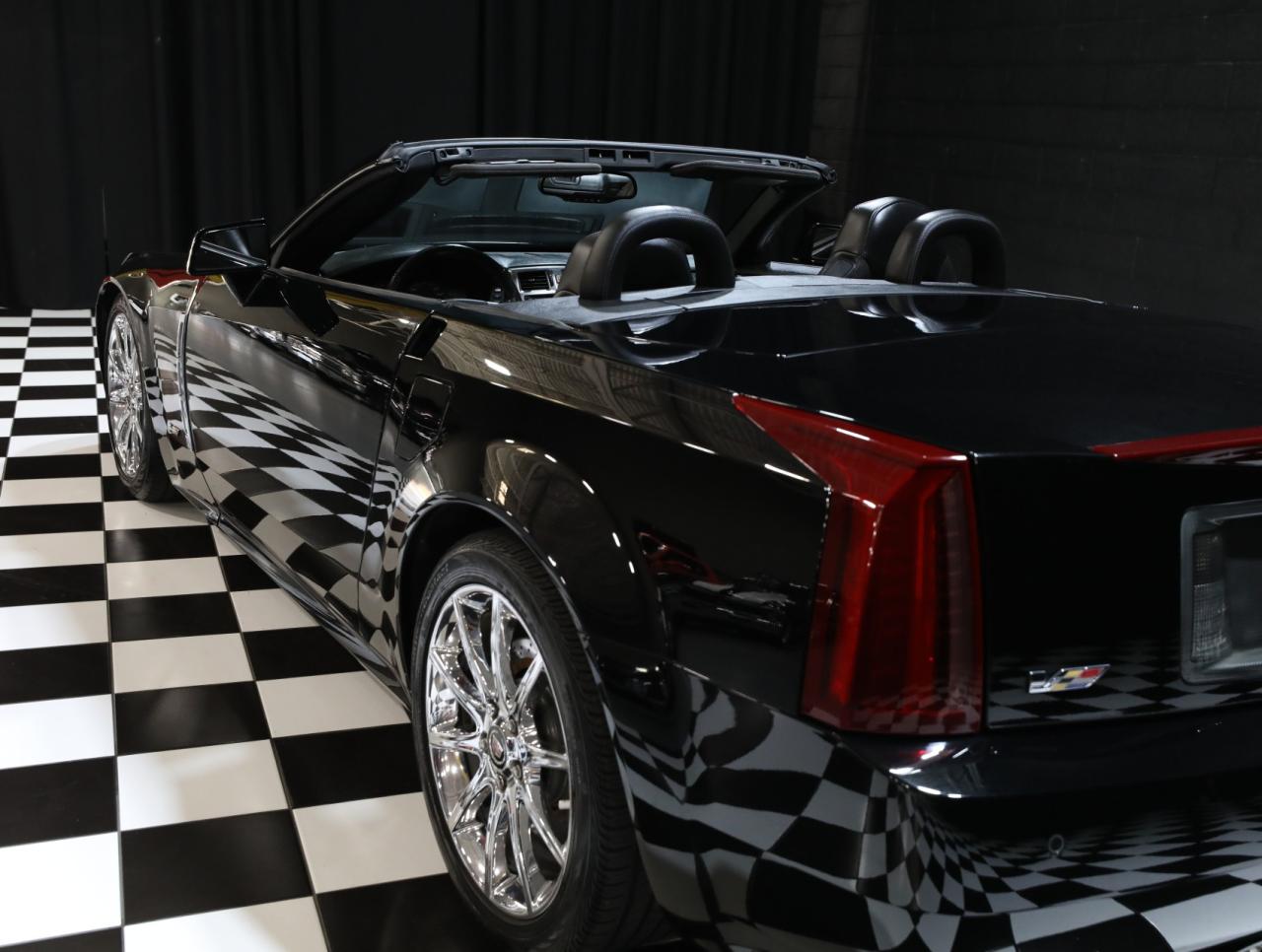 2009 Cadillac XLR-V