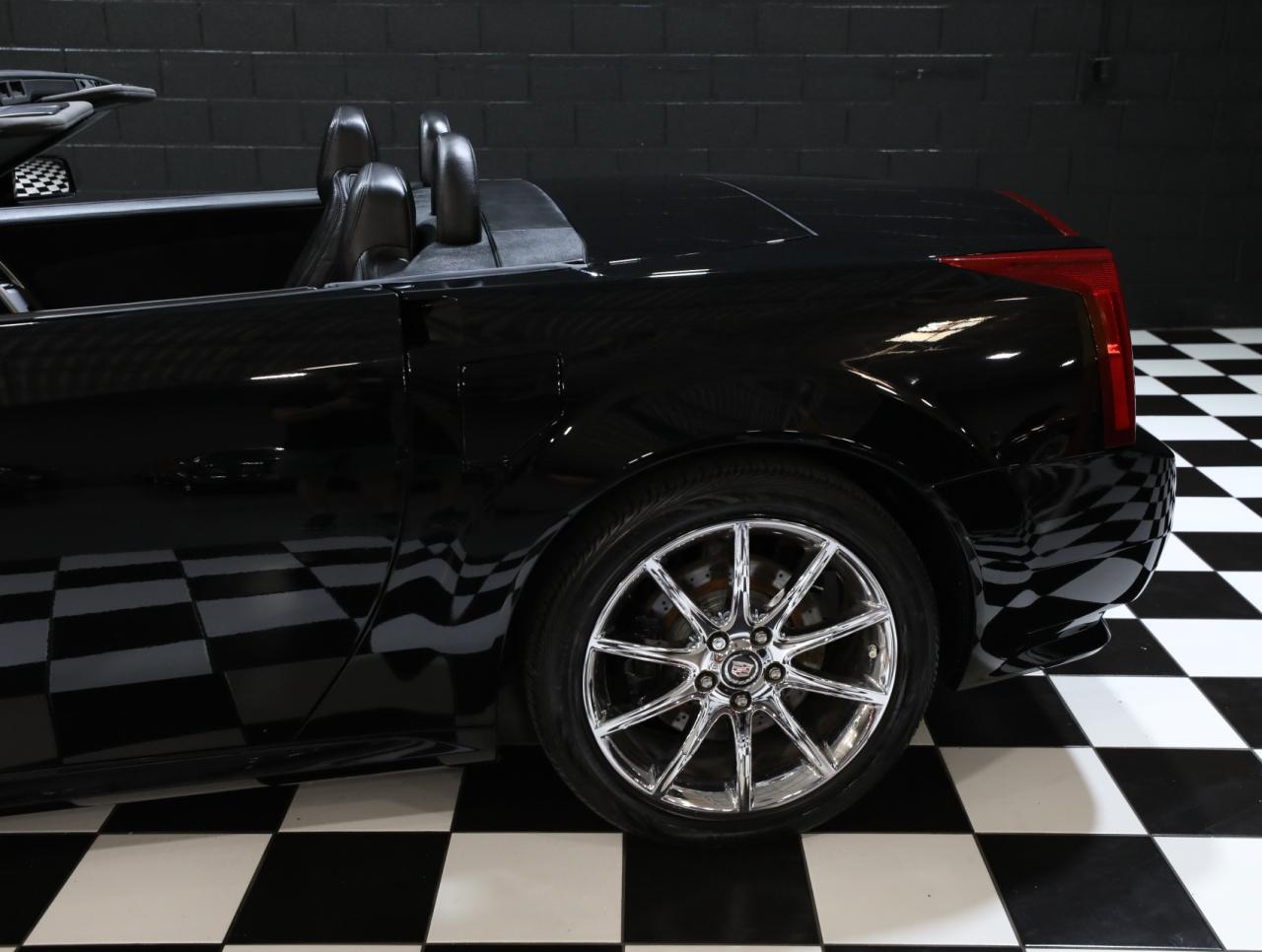 2009 Cadillac XLR-V