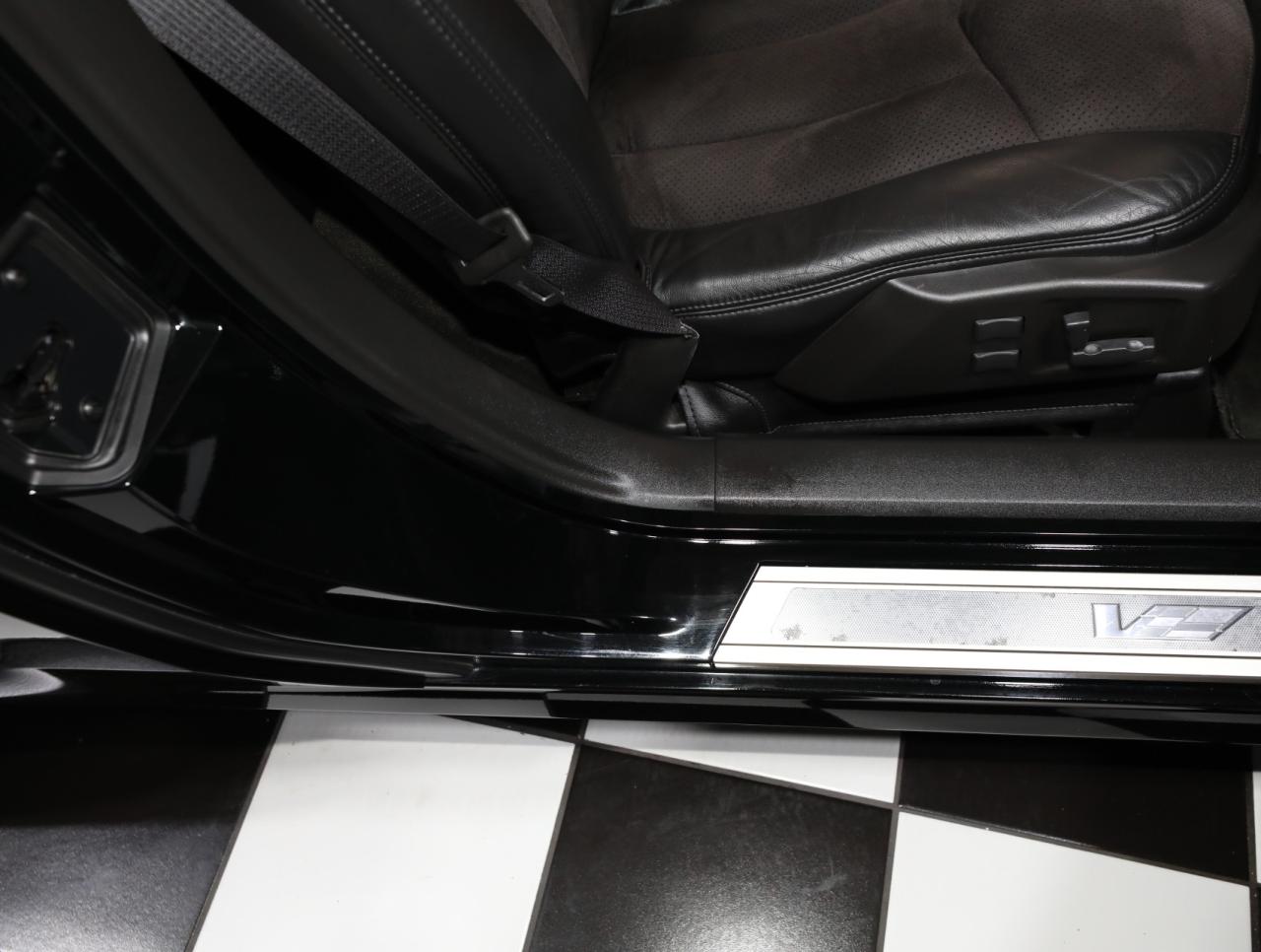 2009 Cadillac XLR-V