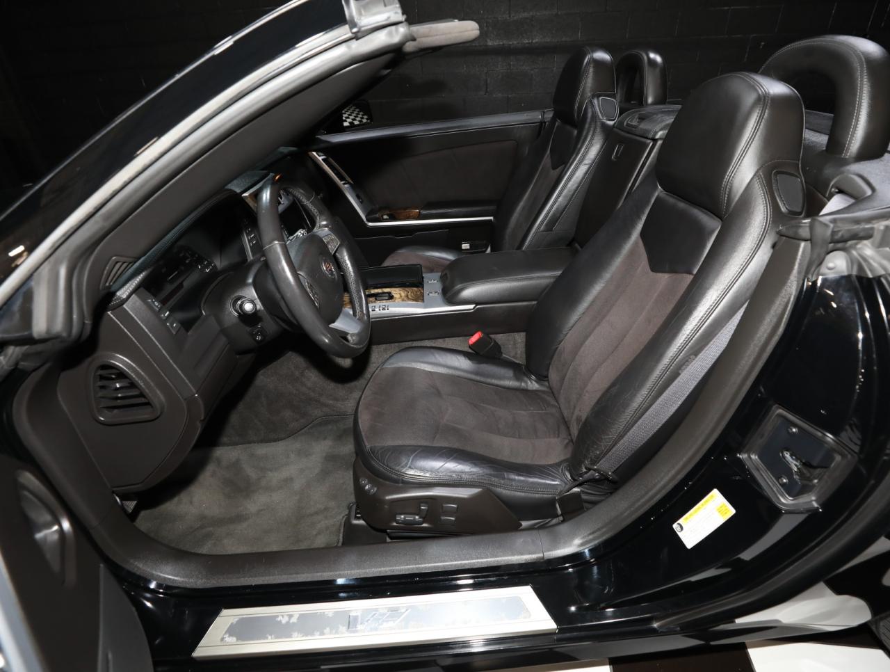 2009 Cadillac XLR-V