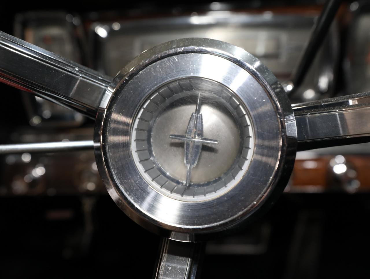 1962 Lincoln Continental