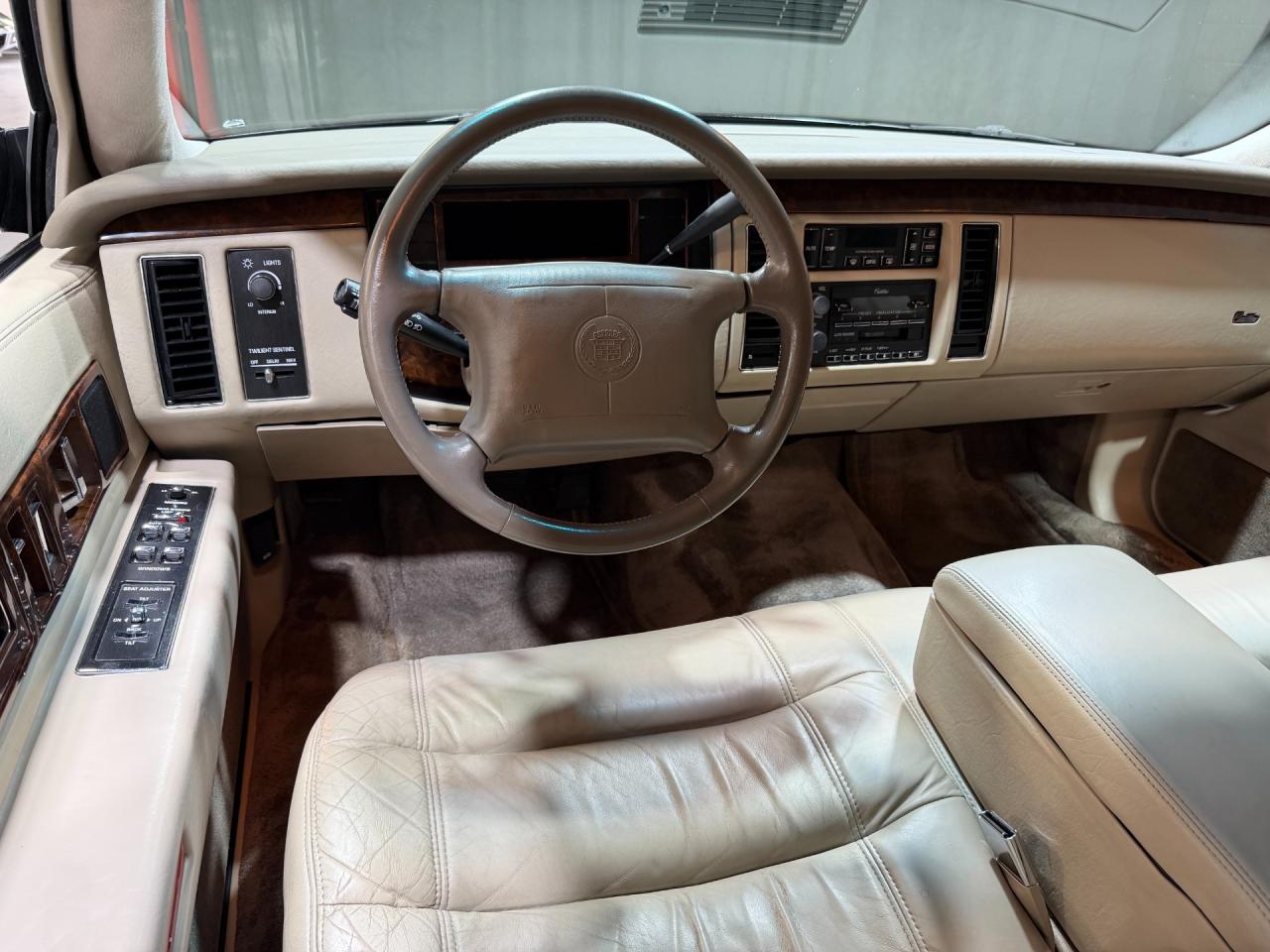 1995 Cadillac Fleetwood