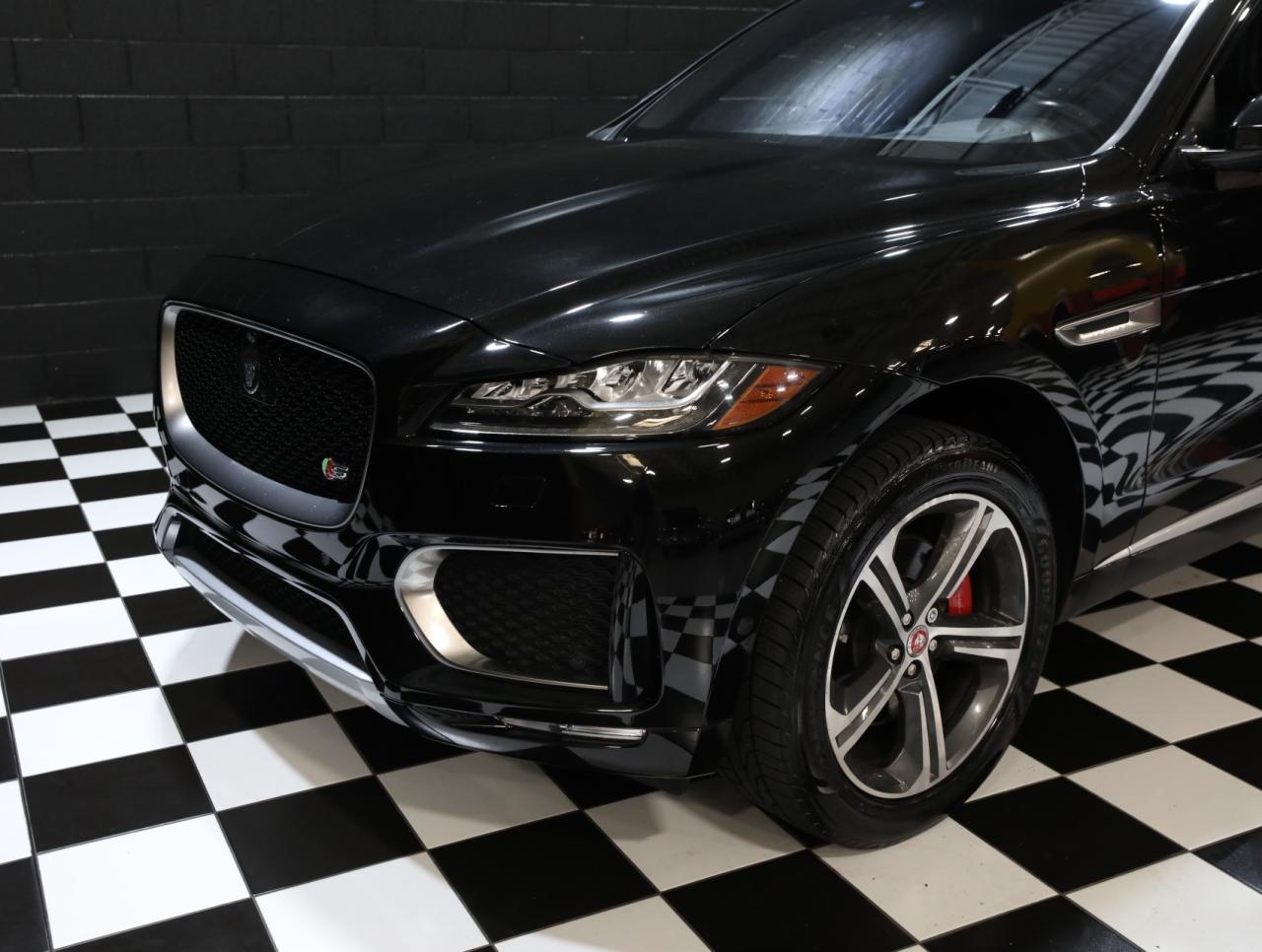 2017 Jaguar F-PACE