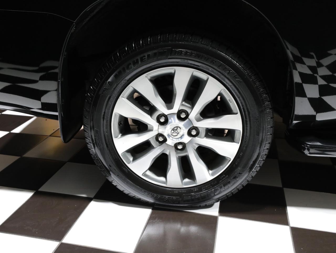 2016 Toyota Sequoia
