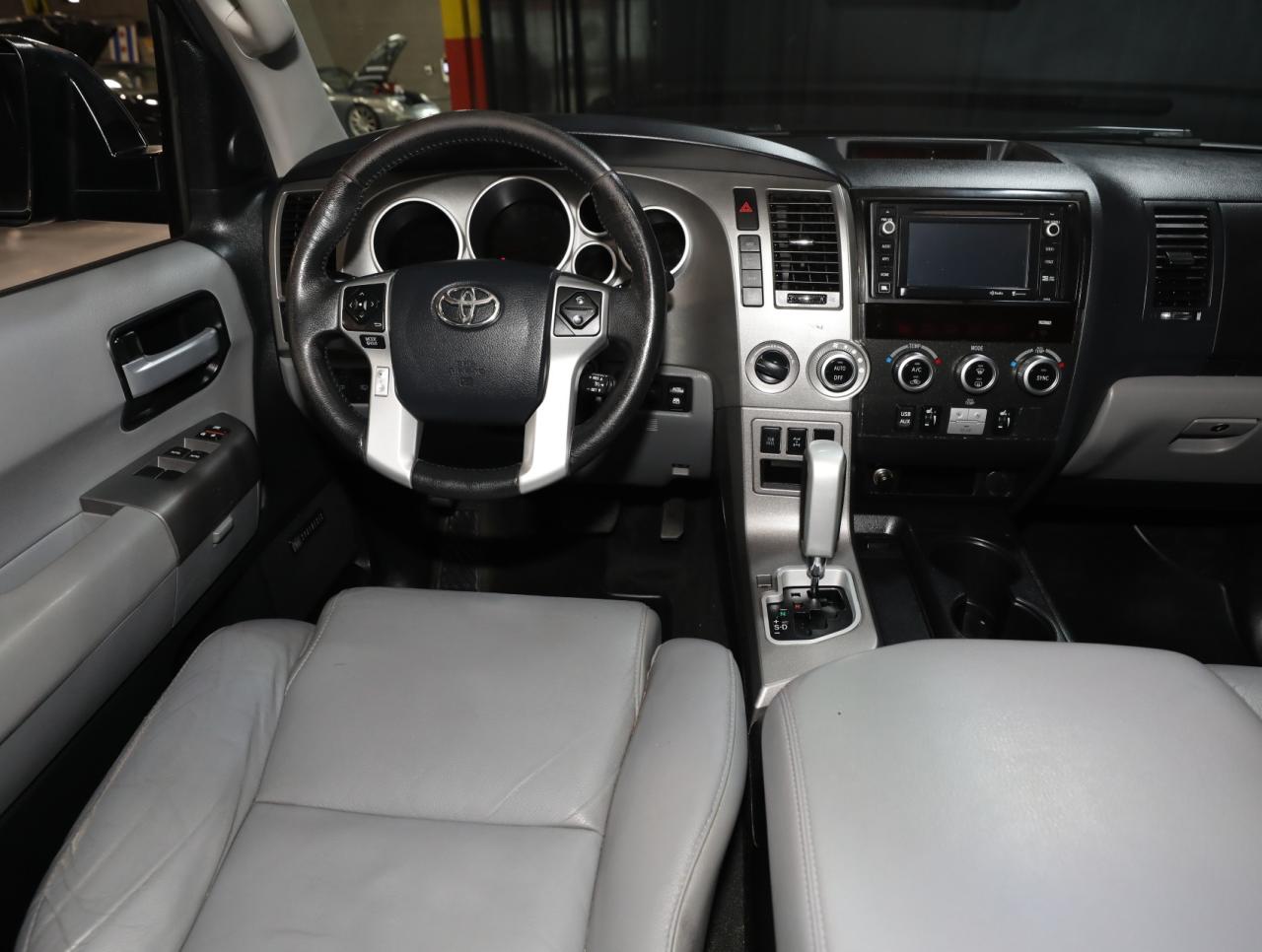 2016 Toyota Sequoia