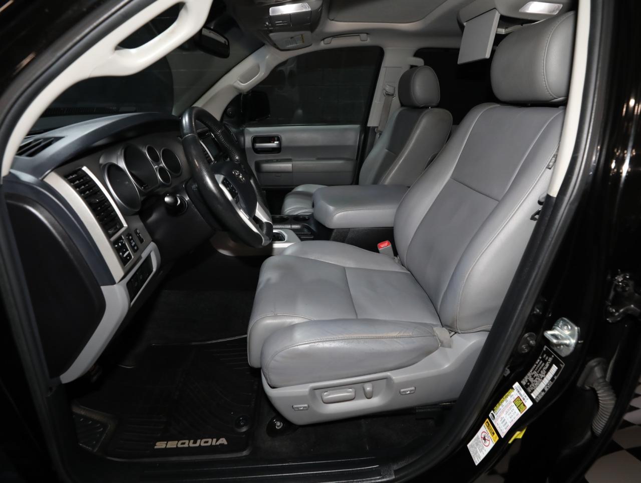 2016 Toyota Sequoia